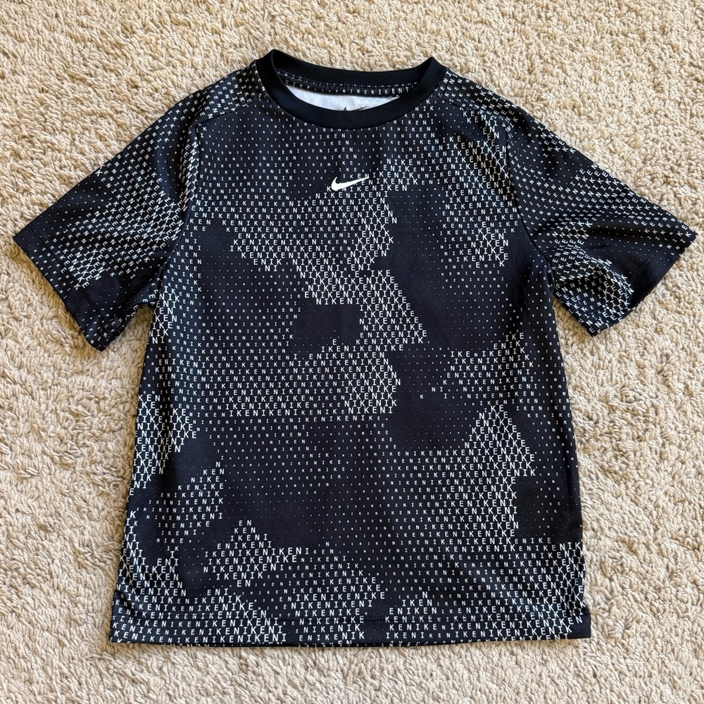 Nike kids Black and White Logo Pattern Shirt